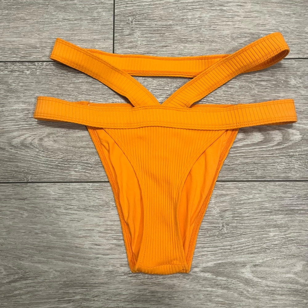 Minimale Animale Orange Ribbed Bikini Bottom
